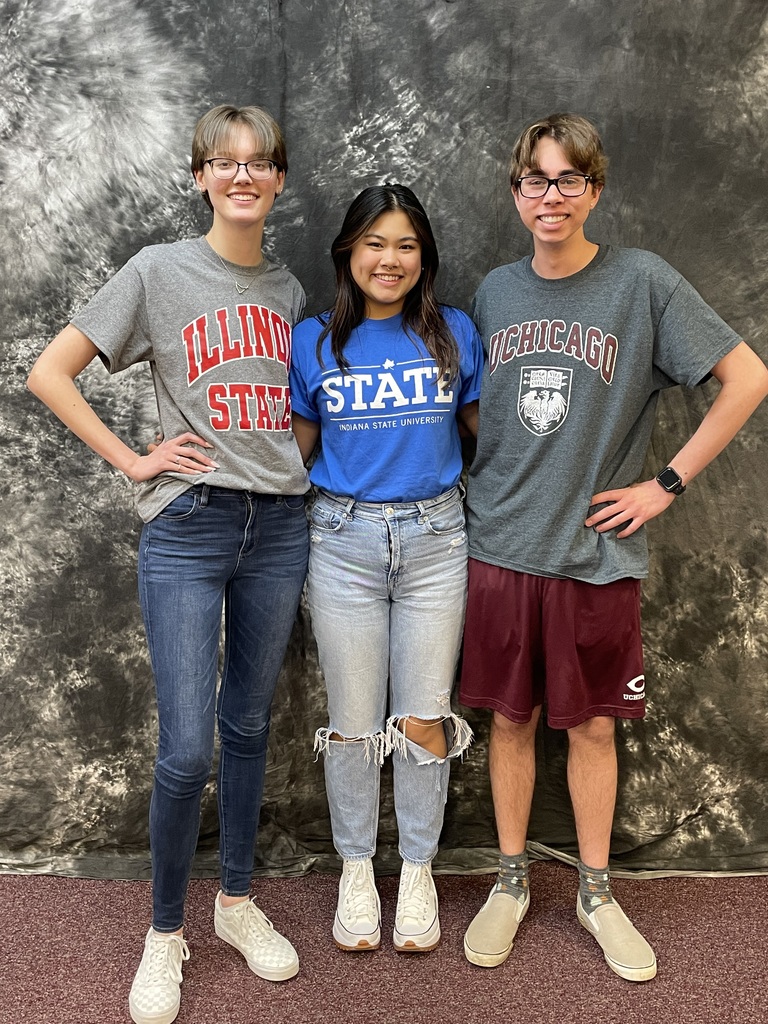 3 seniors attending Illinois State, Indiana State, and University of Chicago